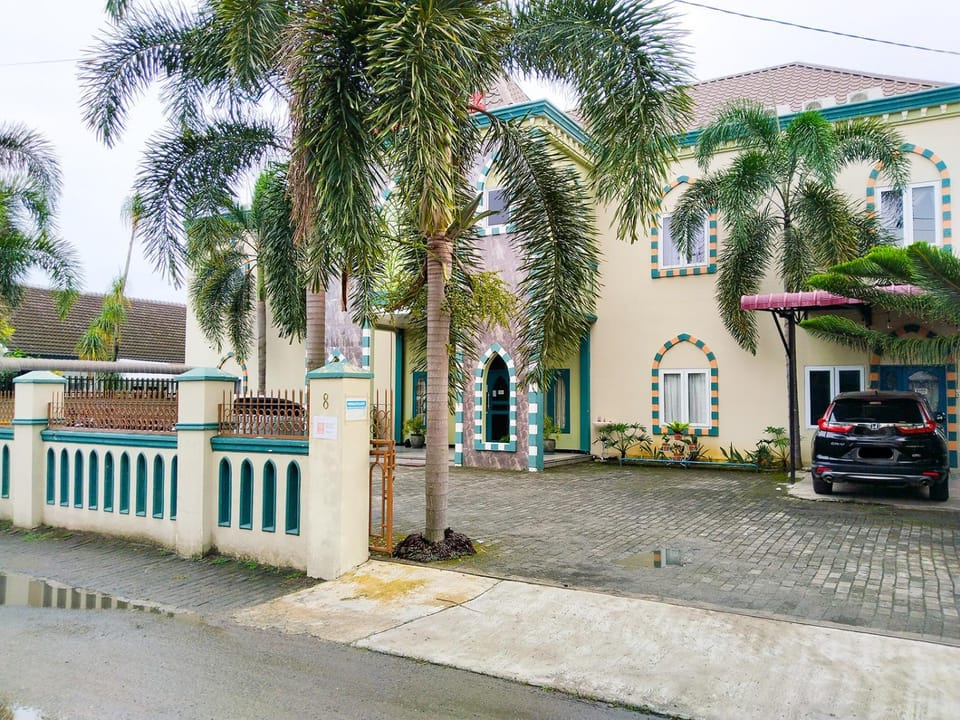 Grand Shaqilla Syariah Hotel in Indonesia