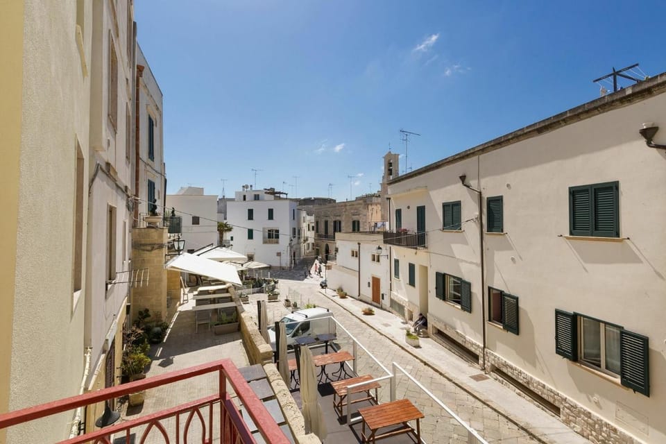 Neighbourhood, City view, Street view