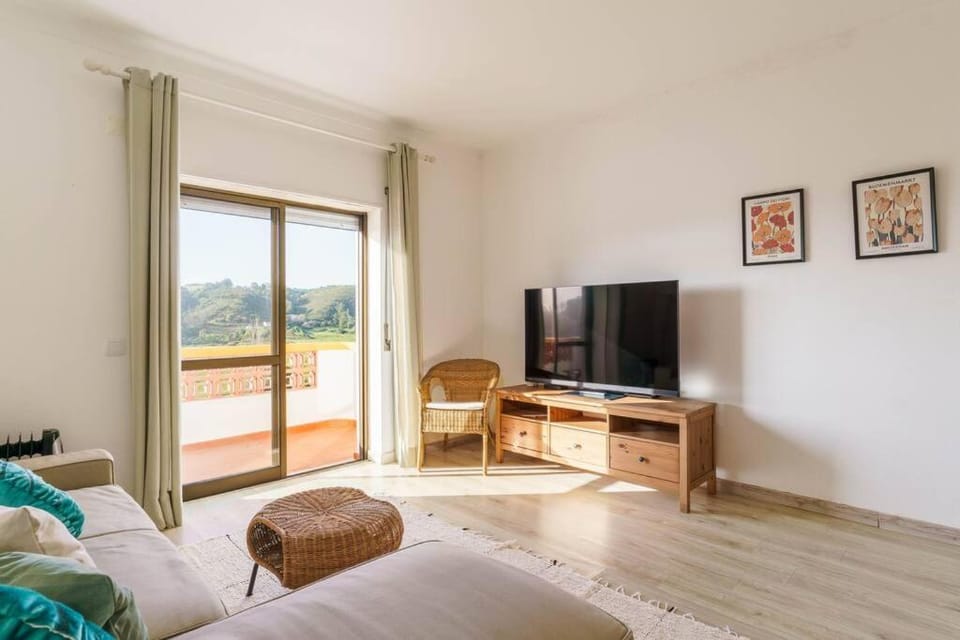 Odeceixe Valley Tranquility Apartment in Odeceixe