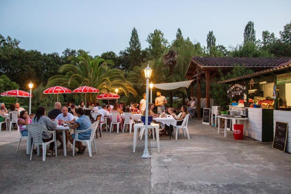 Camping maeva Respire La Comtesse Campground/ 
RV Resort in Nouvelle-Aquitaine