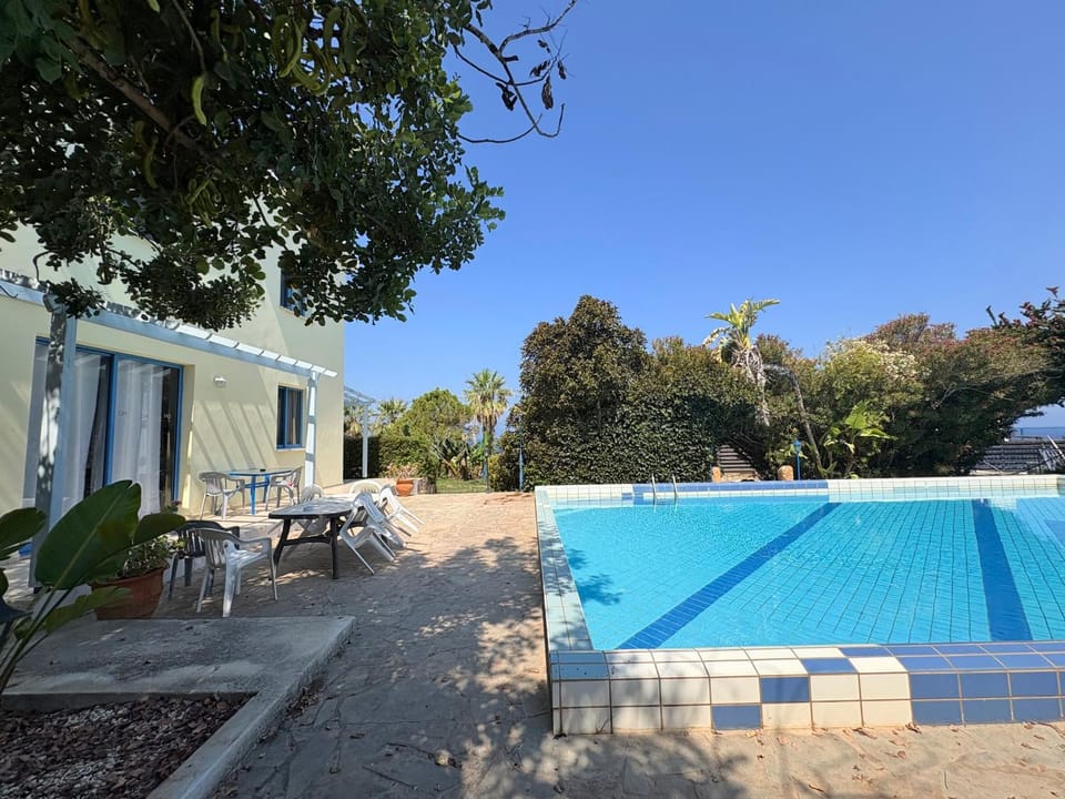 Queen Evridiki House in Peyia