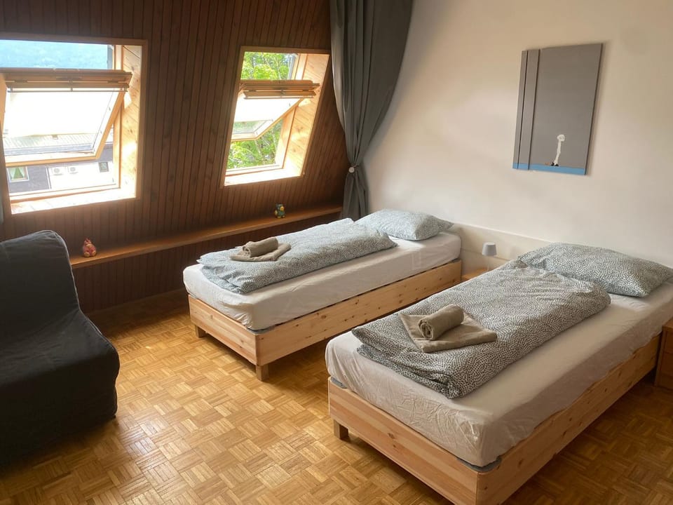 Bed, Photo of the whole room