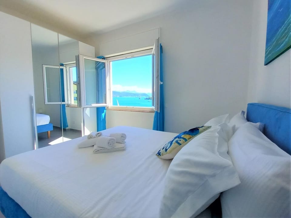 Bed, Day, Natural landscape, View (from property/room), View (from property/room), Photo of the whole room, Bedroom, Sea view, Sea view, furniture, furniture, internet, internet, locker, locker, towels, towels, wardrobe, air conditioner, air conditioner