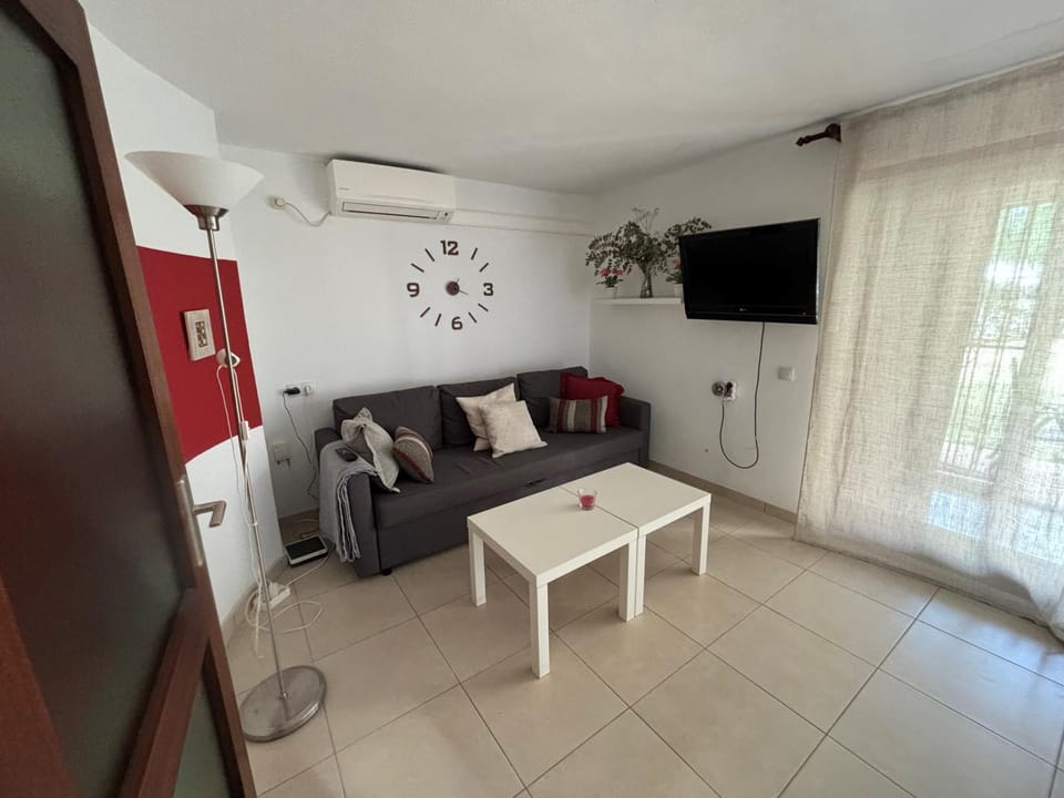 Living room, air conditioner