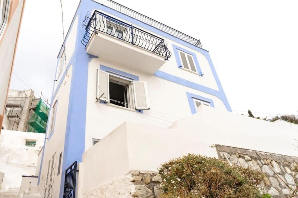 Bello, comodo e con vista mare. Apartment in Ponza