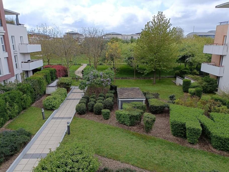 Disney Horizon Parc Studio 5 personnes PK privé gratuit balcon lit bébé Apartment in Chessy