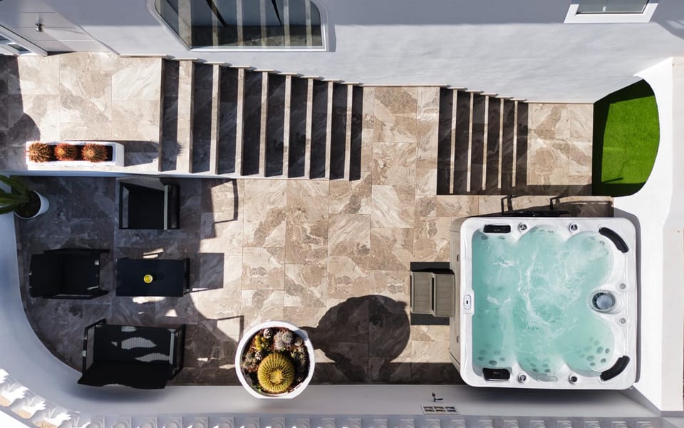 Vila Ocean View, Private Jacuzzi, AC Villa in Costa Adeje