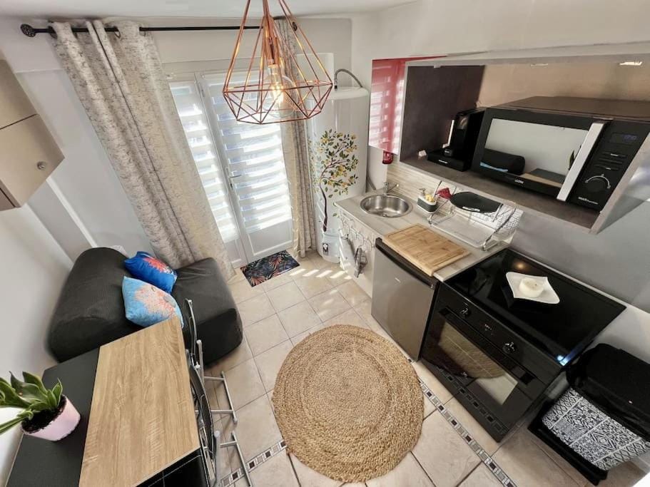 Studio duplex proche mer gare commerce Apartment in Saint-Raphael
