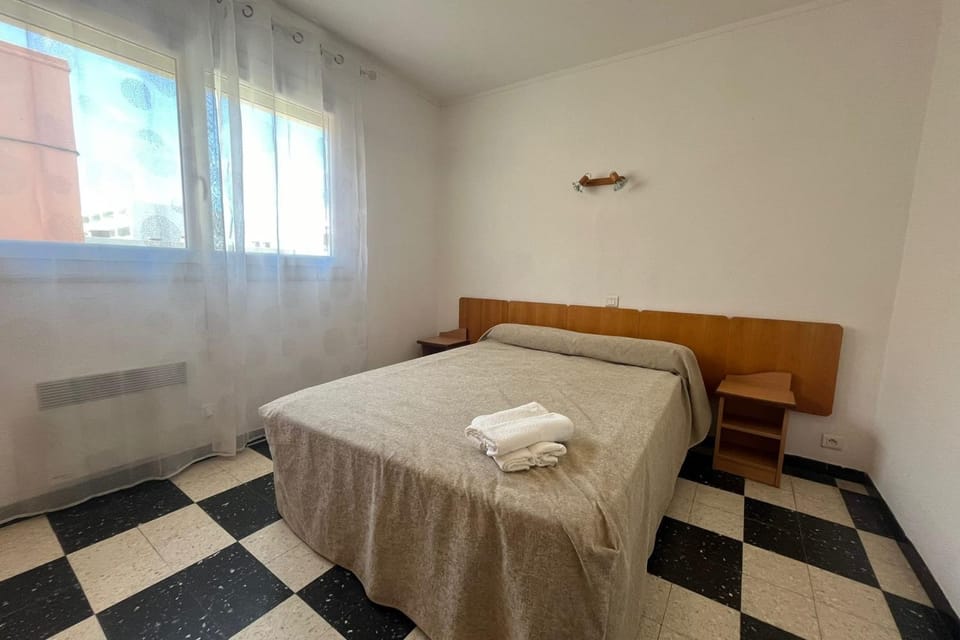 Charming apartment overlooking the sea Apartment in Port-la-Nouvelle