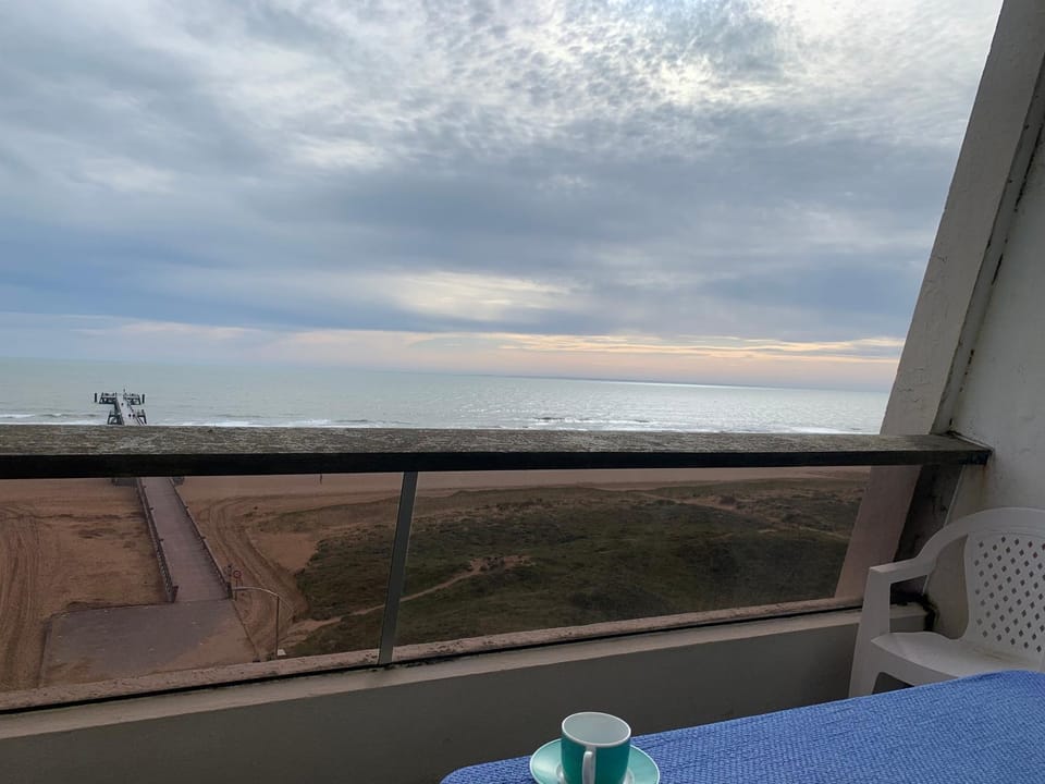 Natural landscape, Balcony/Terrace, Beach, Sea view
