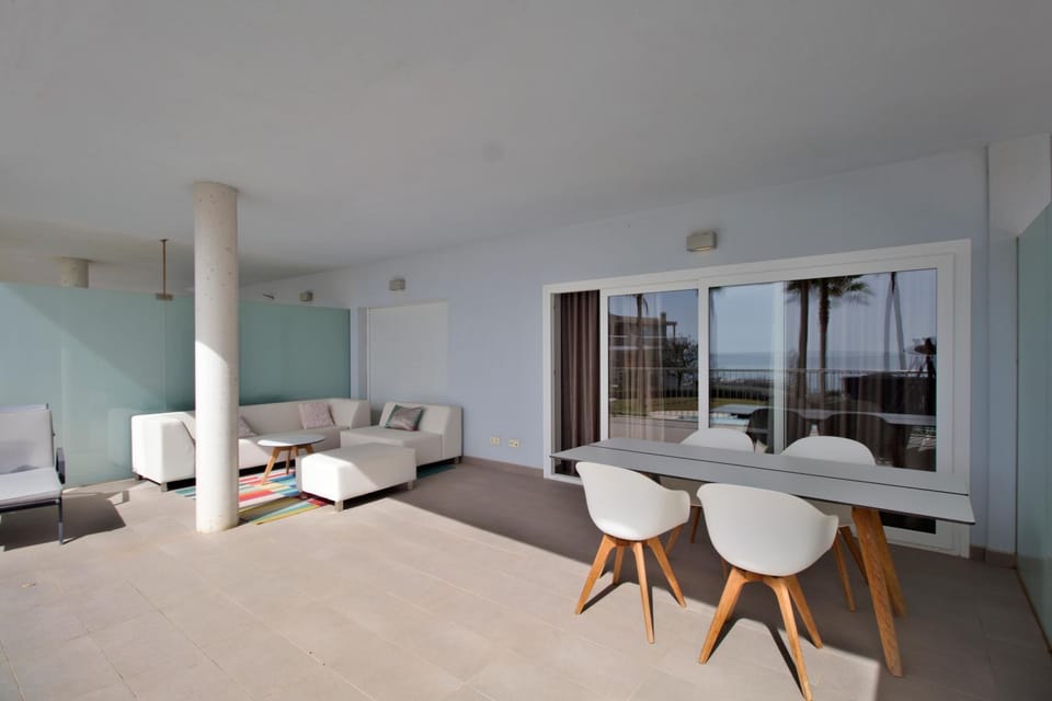 Balcony/Terrace, Seating area, Dining area