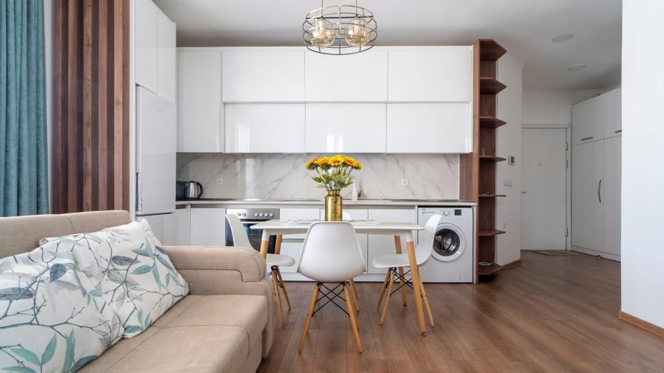 Kitchen or kitchenette, Living room, Dining area