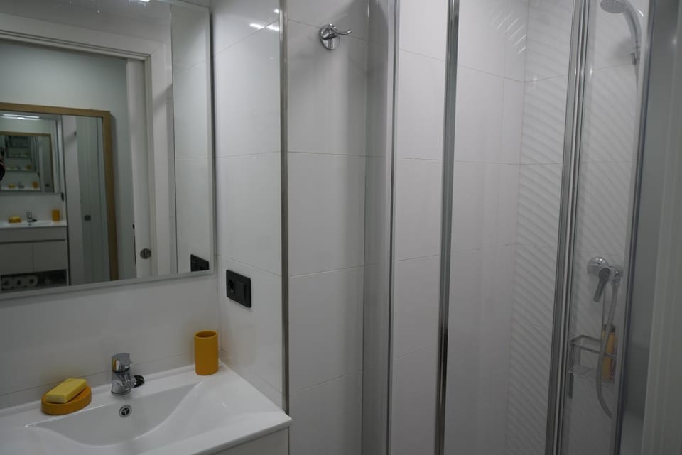 Shower, Bathroom
