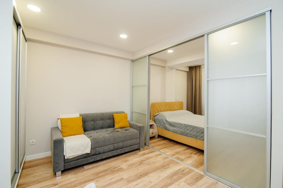 Cozy Apartment - 4th Floor Apartment in Chișinău