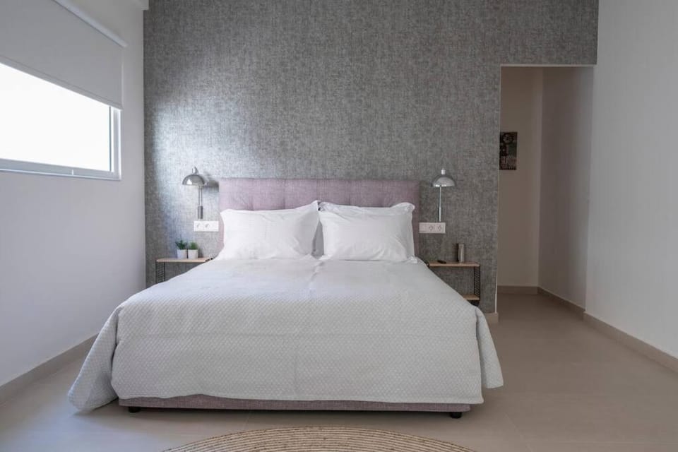 The HostMaster Urban Cityscape Escape Apartment in Athens