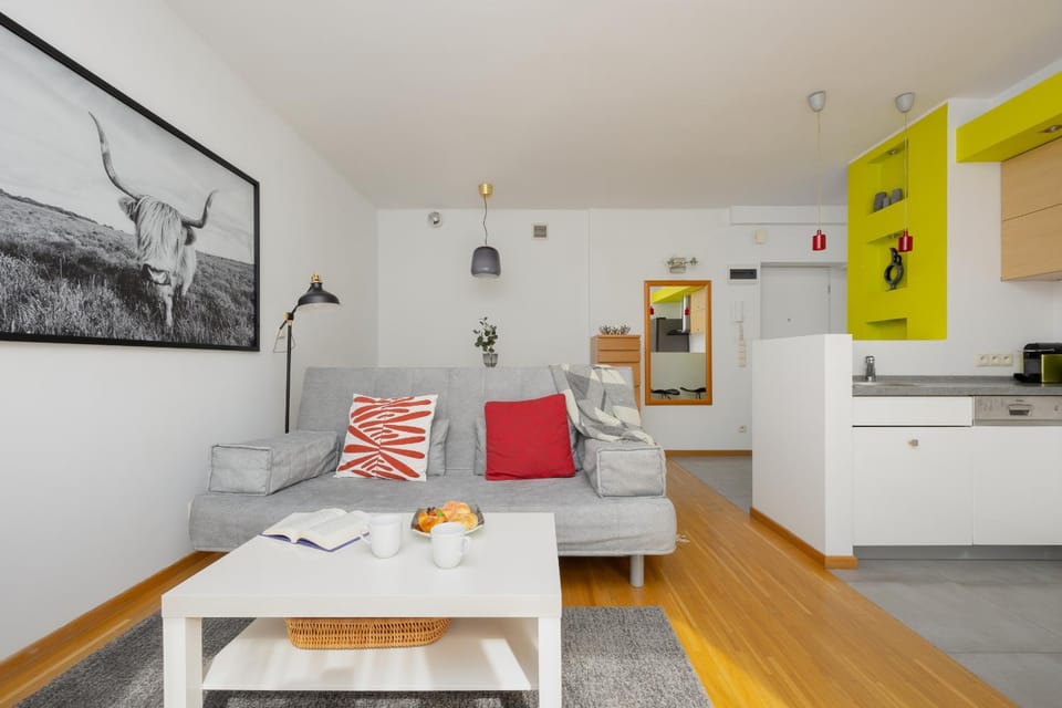 Communal lounge/ TV room, Kitchen or kitchenette, Living room, Seating area, Dining area