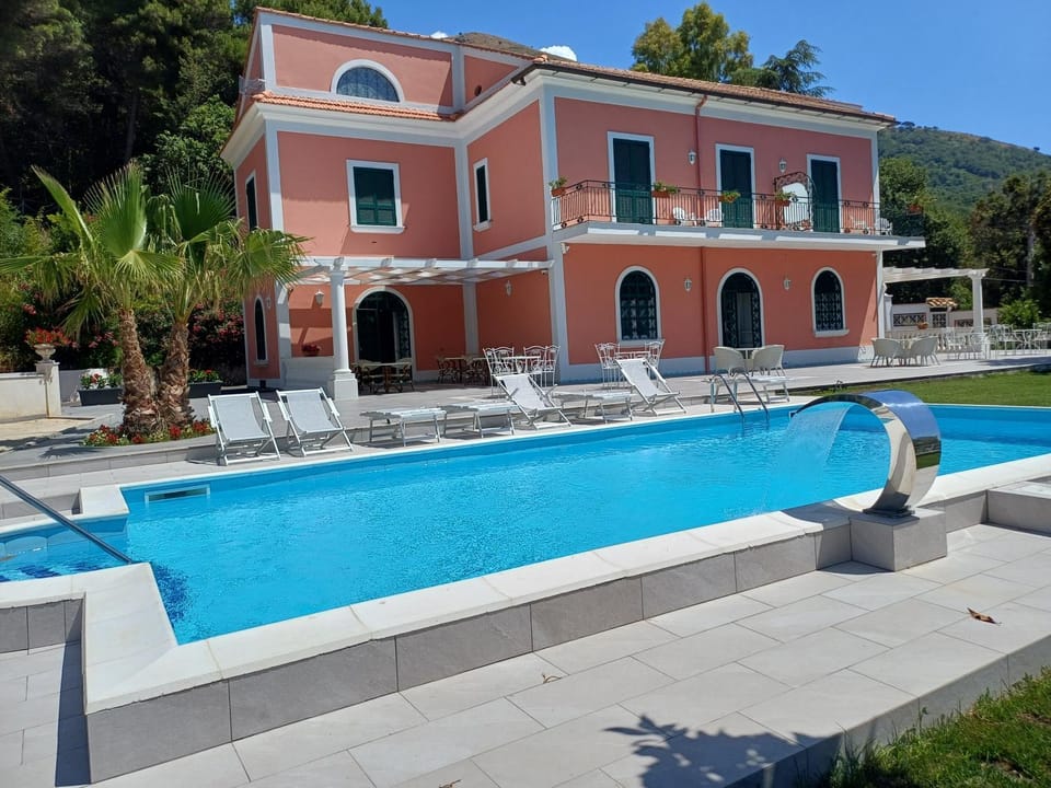 Pool view, Swimming pool