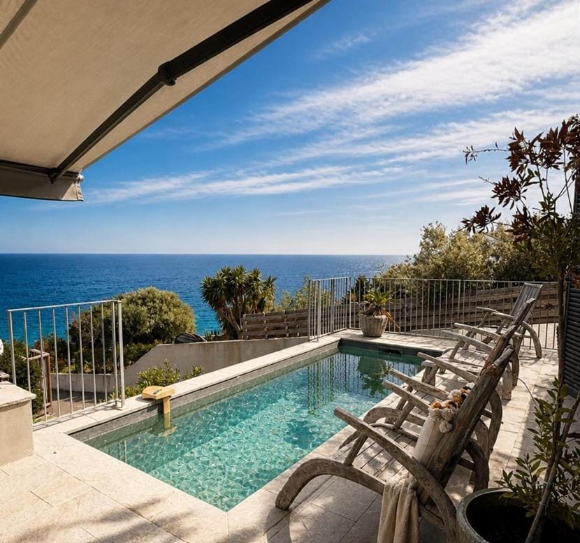 Belle villa vue mer- Erbalunga à 2 pas de la plage Villa in Corsica