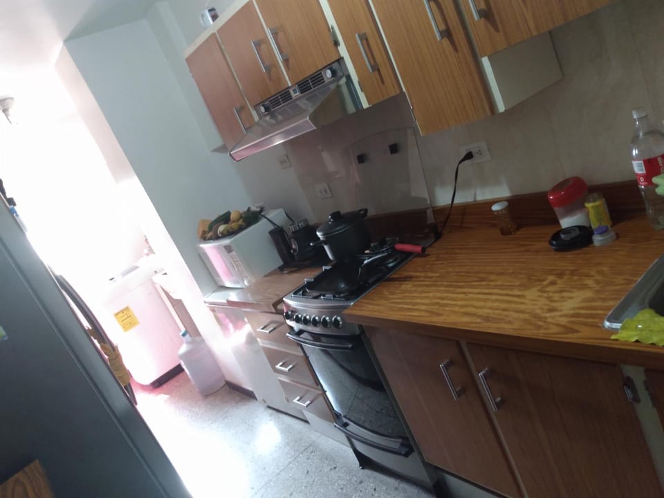 Kitchen or kitchenette, Communal kitchen