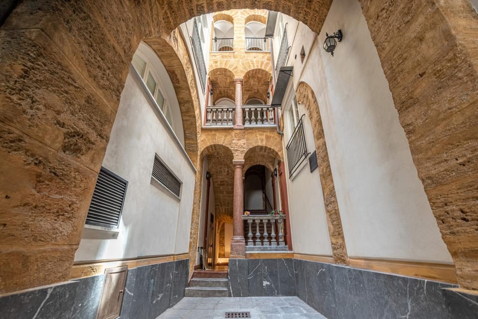 Inner courtyard view