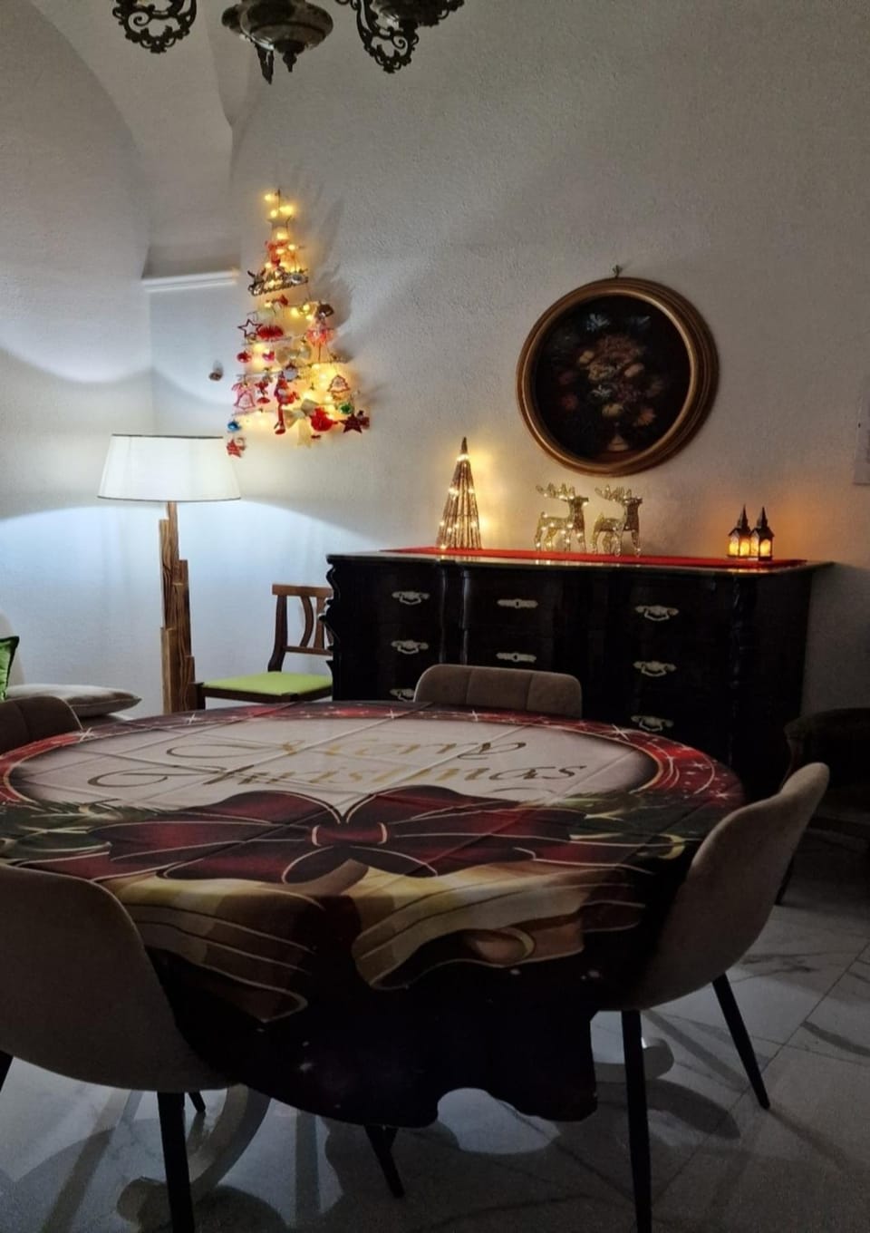 Dining area, Breakfast, Lunch, Dinner, kitchen