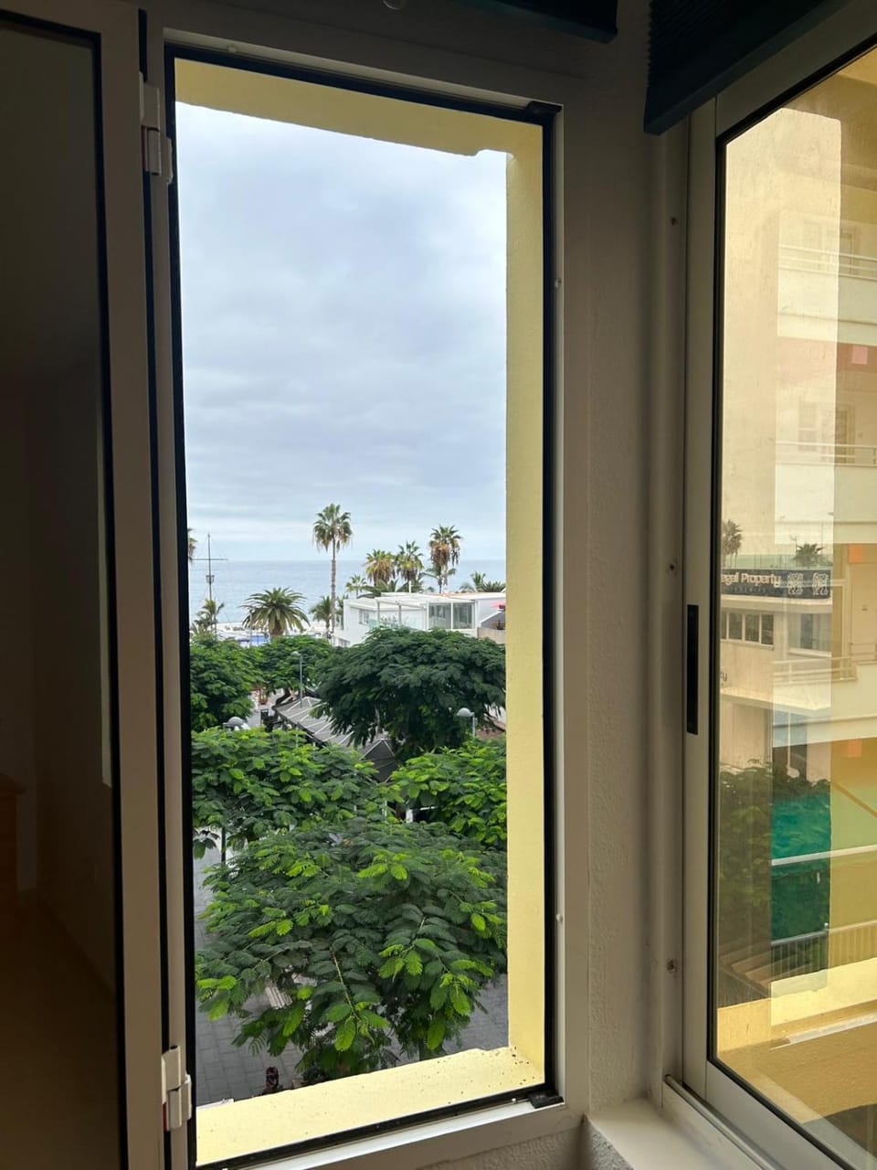 Day, View (from property/room), Bedroom, Sea view