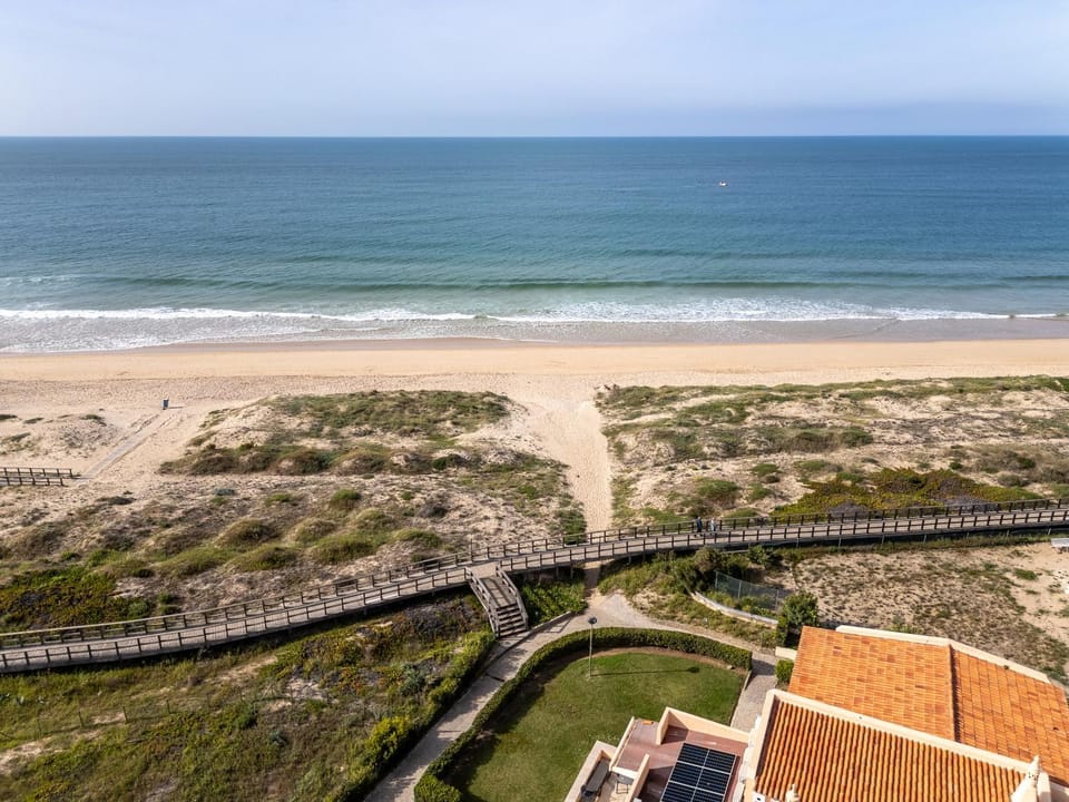 Nearby landmark, Day, Natural landscape, Bird's eye view, Beach, Sea view