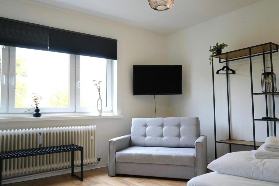 TV and multimedia, Living room, Photo of the whole room, Seating area