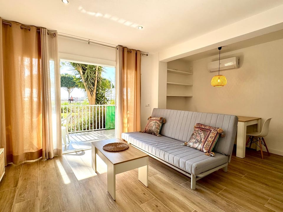 Apartamento con las vistas al mar Apartment in Cambrils