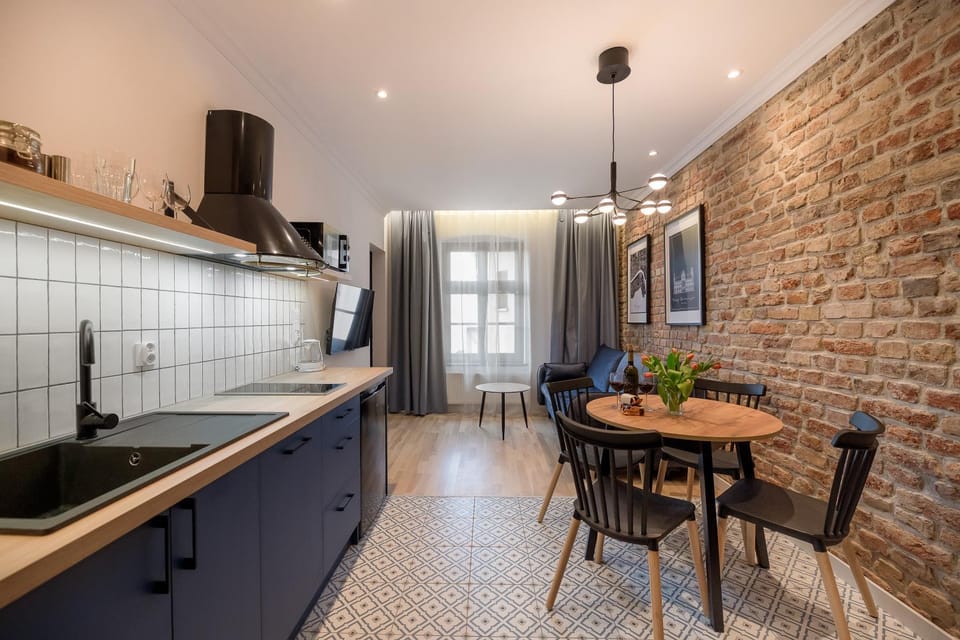 Kitchen or kitchenette, Living room, Dining area, stove