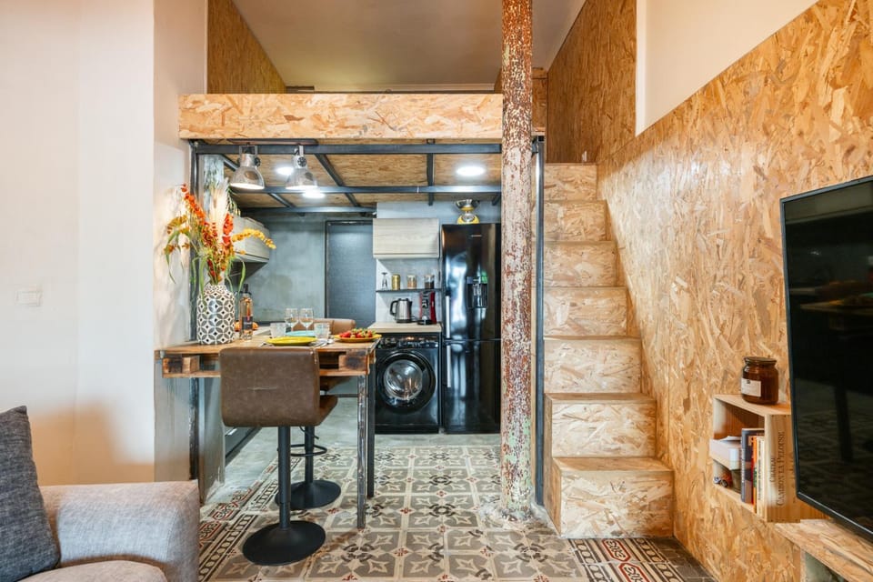 Coffee/tea facilities, Dining area