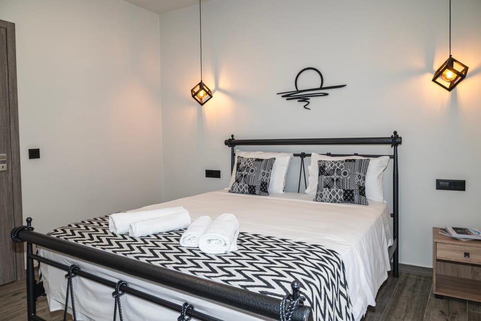 Calliope's Rhodes City Comfort Apartment in Rhodes