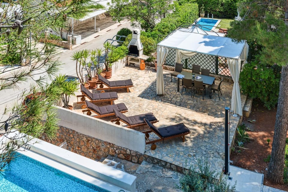 Garden view, Pool view