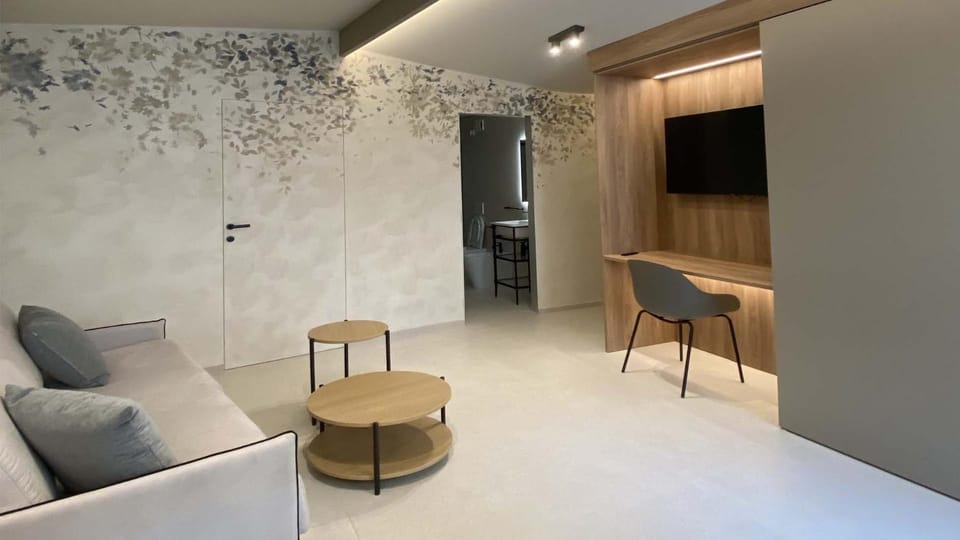 TV and multimedia, Living room, Seating area