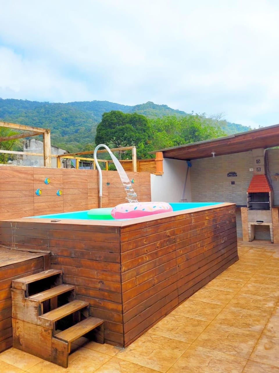 Mountain view, Swimming pool