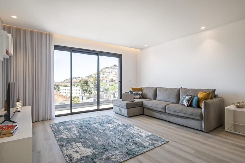 Communal lounge/ TV room, Living room