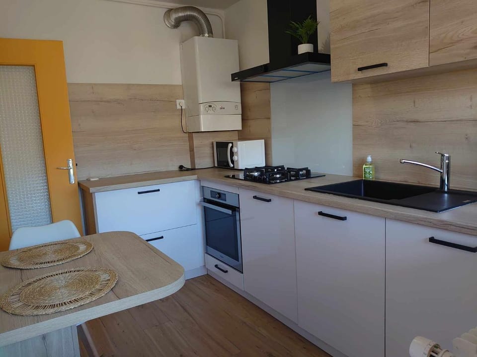 kitchen, kitchen