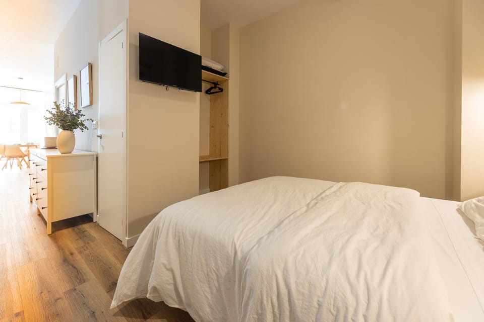 Bedroom, laundry, dryer