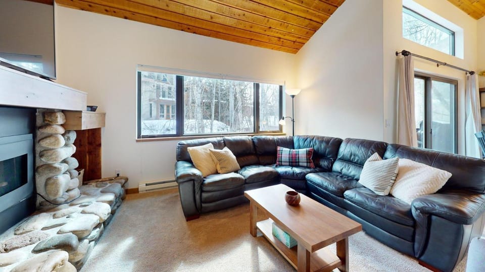 Bridgepoint Condo 30 House in Ketchum