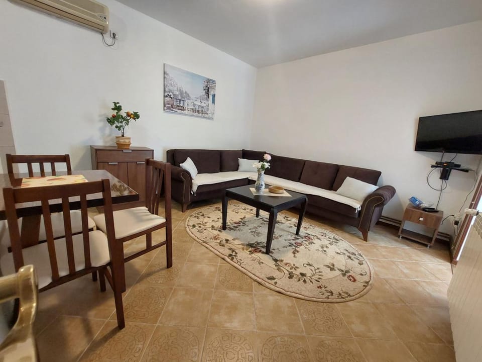 Sunset Kotor Apartment in Muo