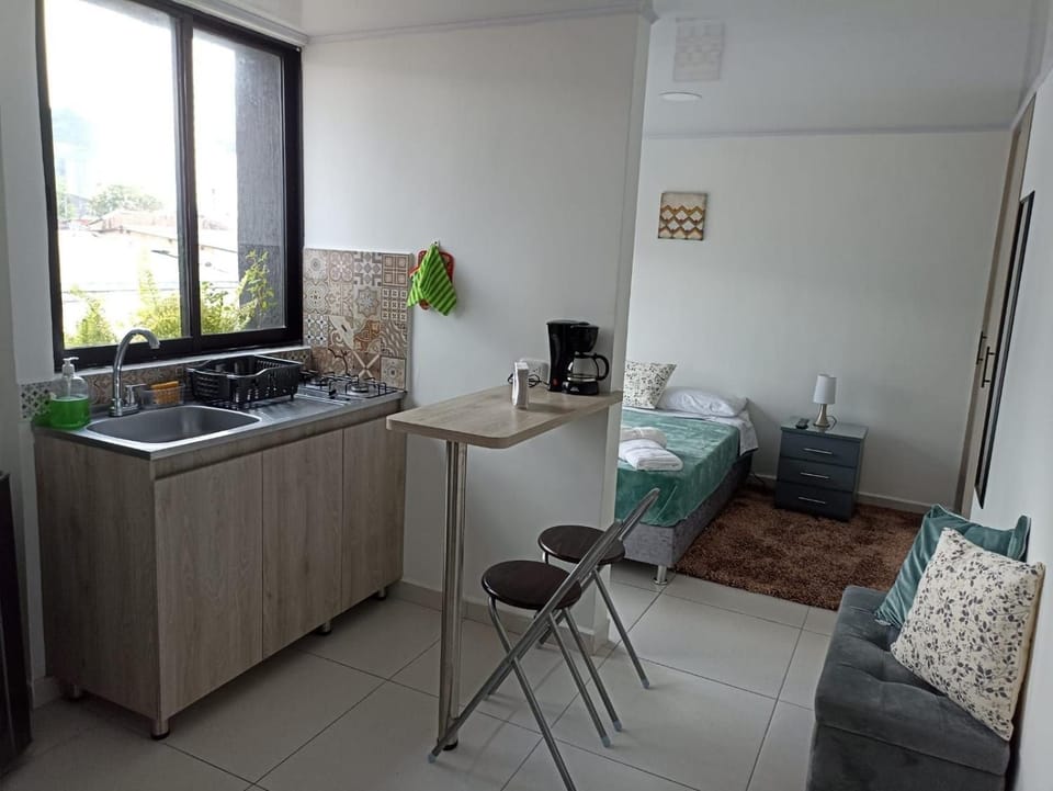 GURUS FR | Teletrabajo, Circunvalar, Arboleda Apartment in Dosquebradas