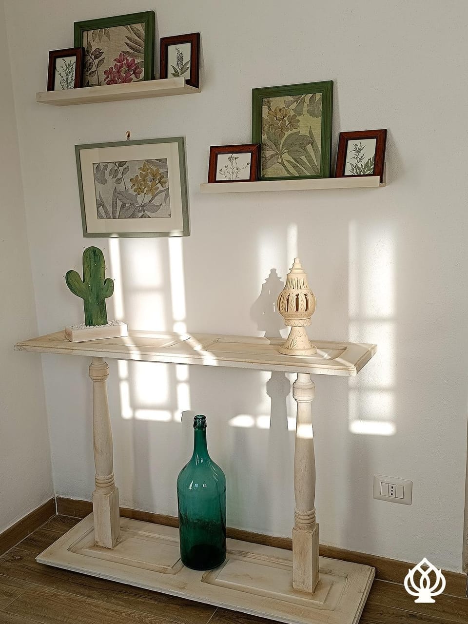Decorative detail