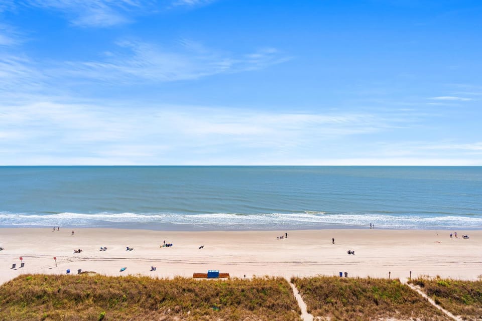 Beach Club III 9B - Oceanfront - Windy Hill Section House in North Myrtle Beach