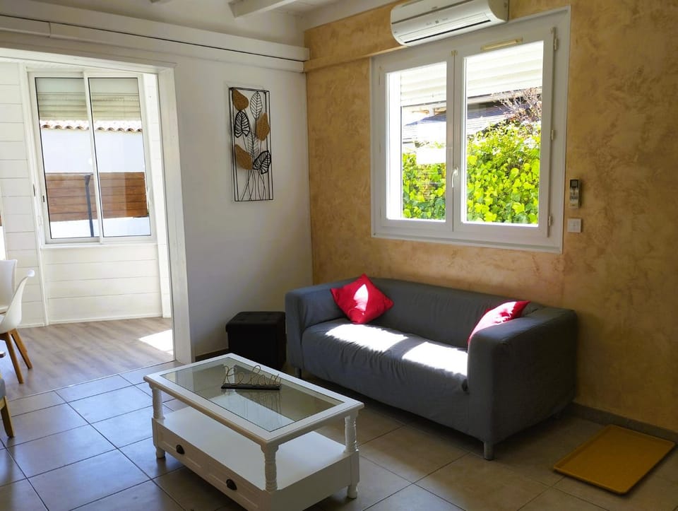 Villa Tahitienne House in Occitanie