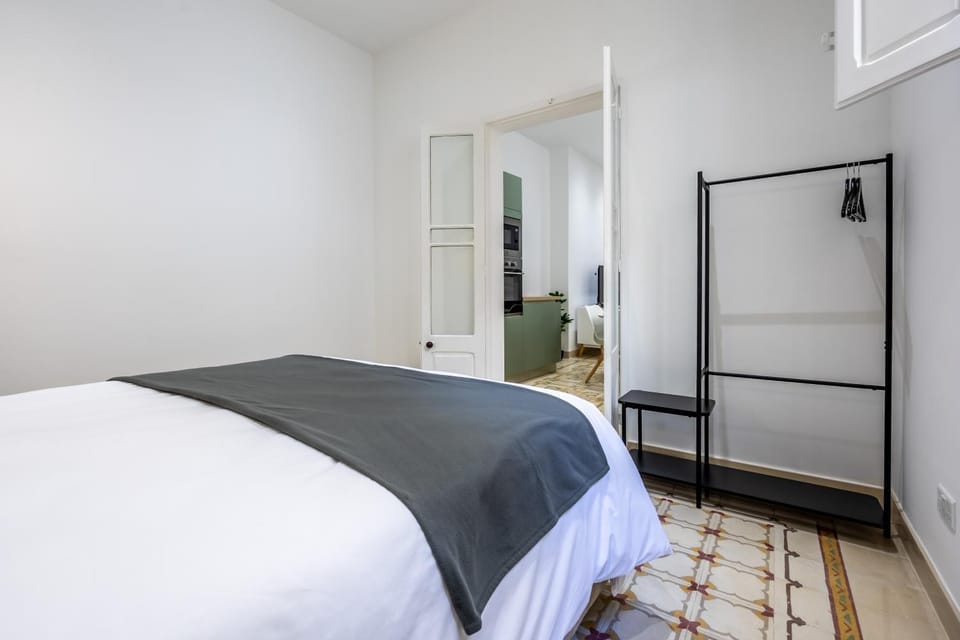 Modern luxury apt, a stone throw away to Valletta Apartment in Malta