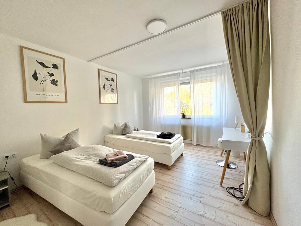 Living room, Bedroom