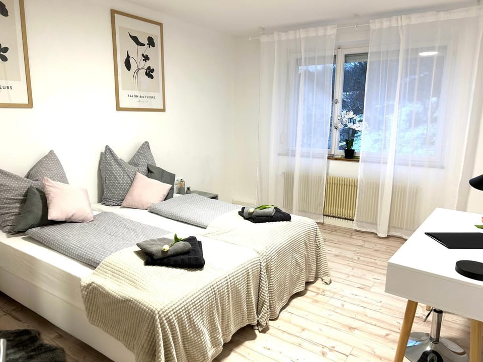 Living room, Bedroom