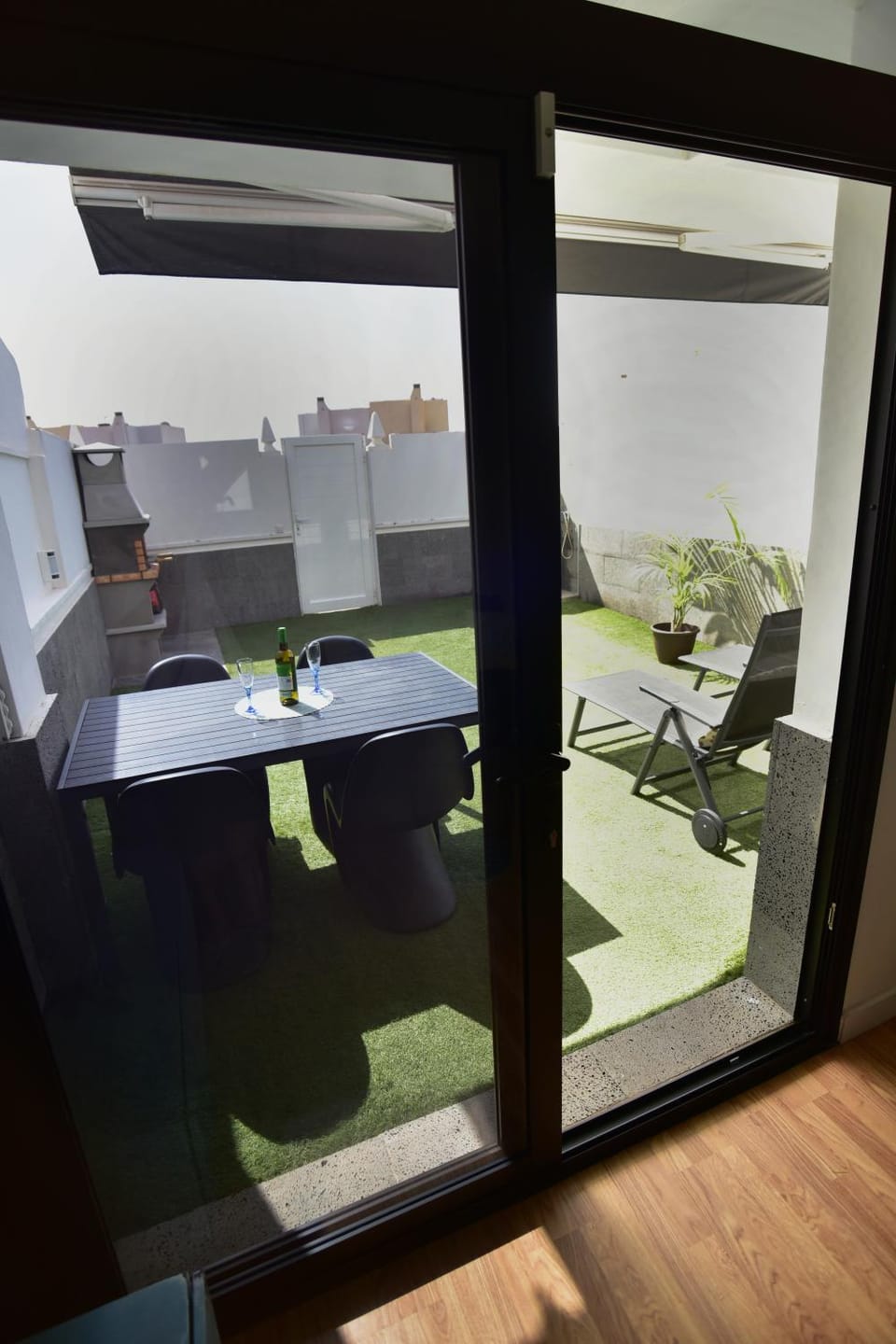 Patio, BBQ facilities
