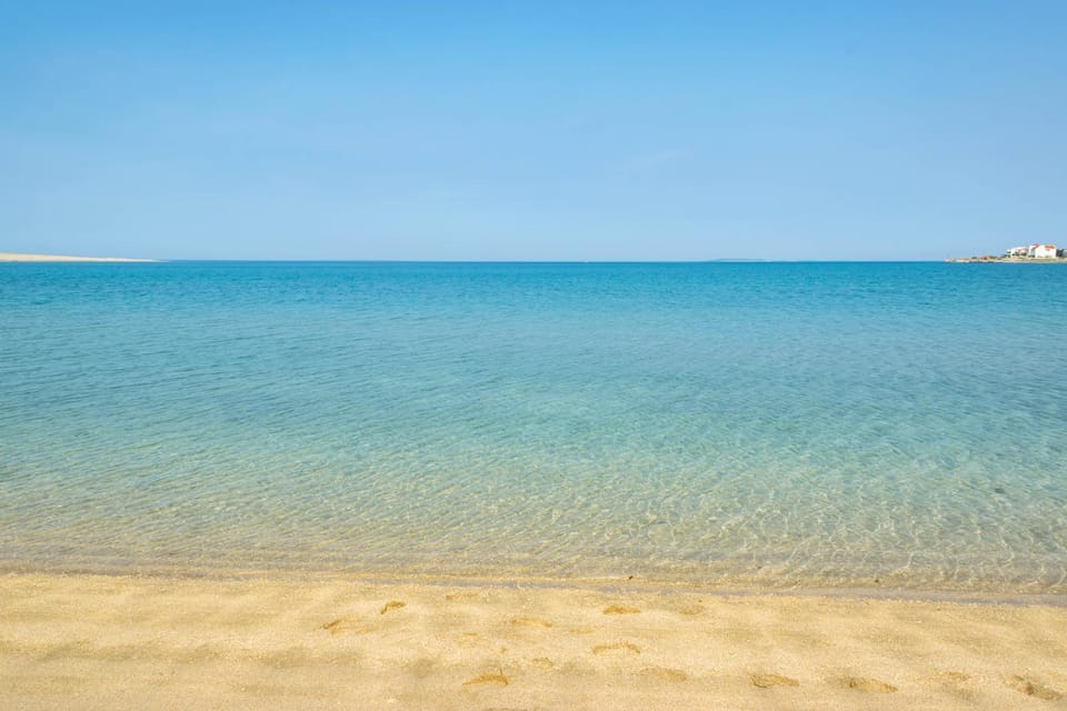 Nearby landmark, Beach