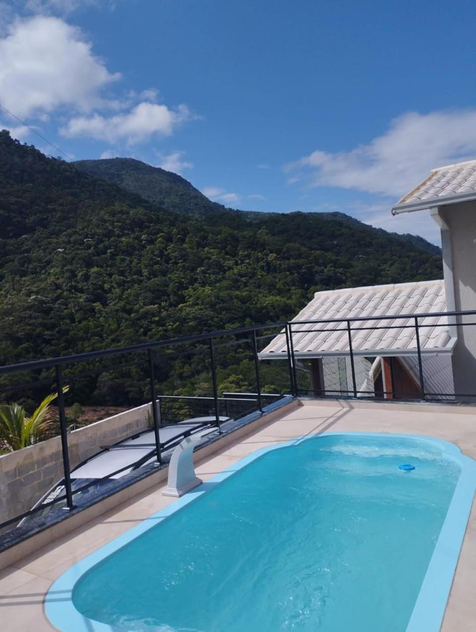 Nearby landmark, Day, Natural landscape, Mountain view, Pool view, Swimming pool
